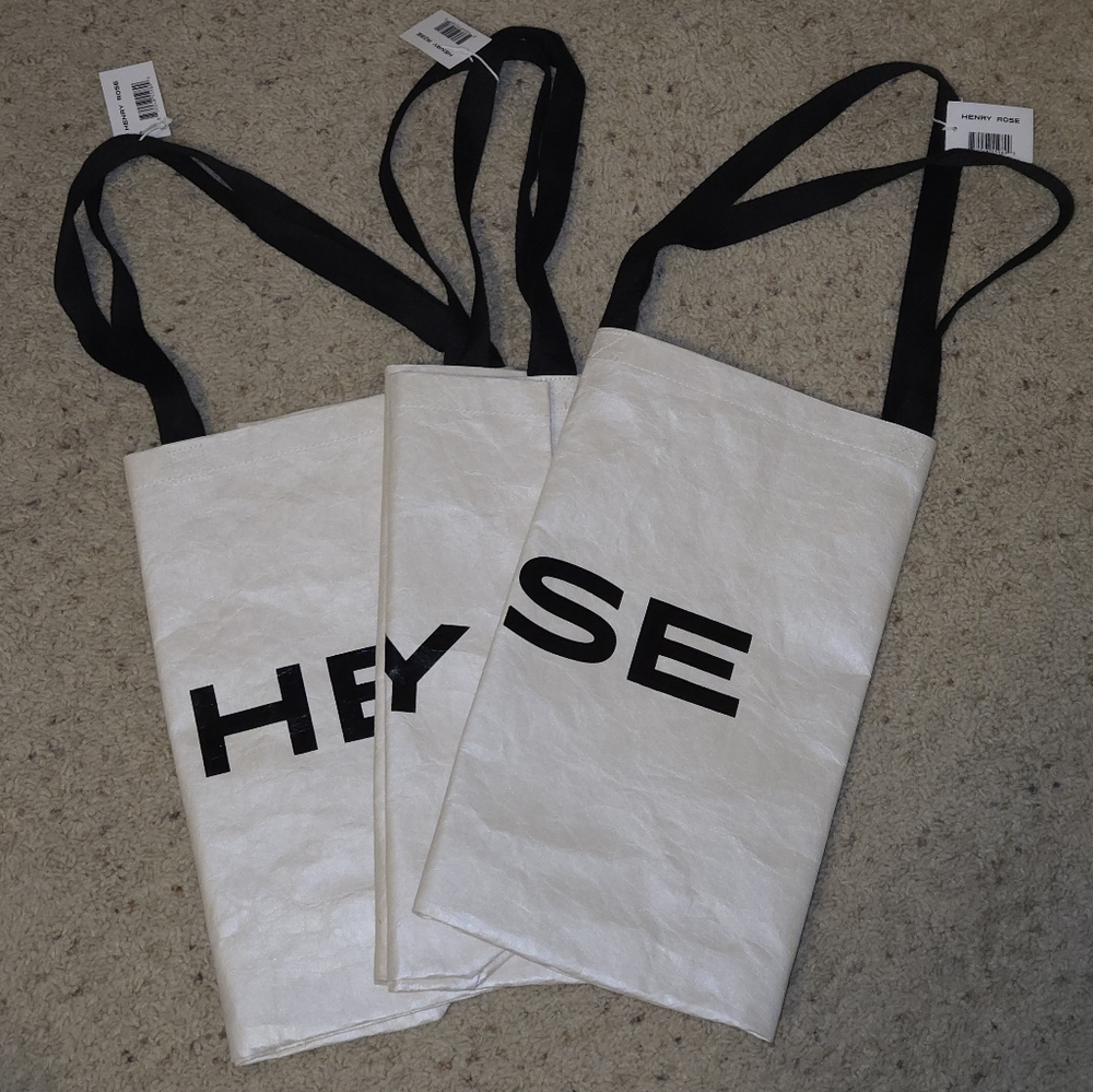 Henry Rose ONE Large Sturdy White Tote Bag with Black Handles NWT - Picture 7 of 7
